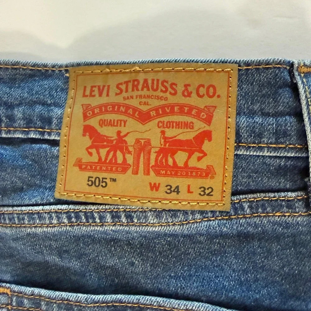 Levis 505 Regular Fit Mens Jeans 34x32 Medium Wash Straight Leg Denim